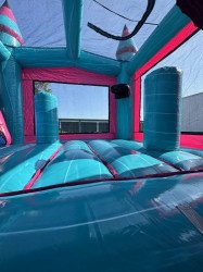 IMG 5173 1715626903 big 1721834687 Retro Vibes Double Lane Bounce & Slide * Wet/Dry*